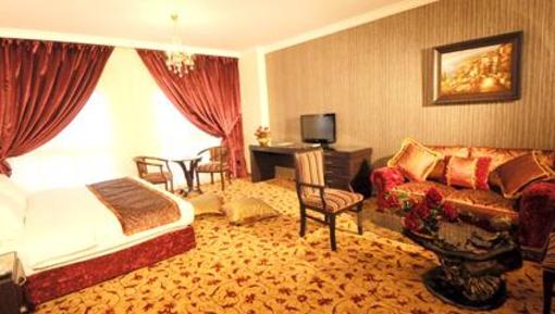 фото отеля Queens Suite Hotel Beirut