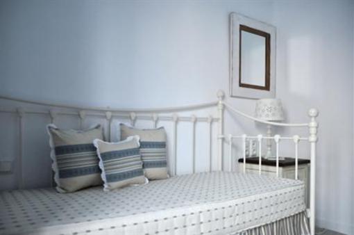 фото отеля Belogna Ikons Villas Vivlos