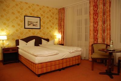 фото отеля Hotel Elefant Schwerin