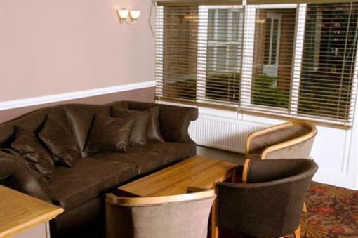 фото отеля Holiday Inn Reading West
