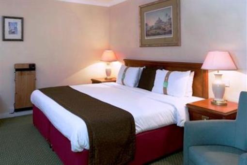 фото отеля Holiday Inn Reading West