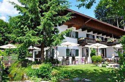 фото отеля Landhaus St Georg Bad Wiesse