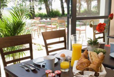 фото отеля Hotel Escale Oceania Rennes Cap Malo
