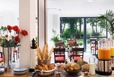 фото отеля Hotel Escale Oceania Rennes Cap Malo