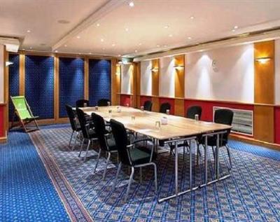 фото отеля Holiday Inn Seafront Brighton & Hove