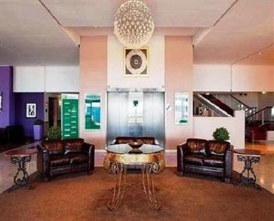 фото отеля Holiday Inn Seafront Brighton & Hove