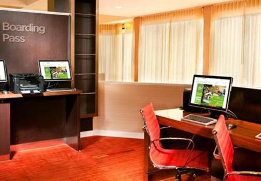 фото отеля Courtyard by Marriott Dallas Arlington by the Ballpark