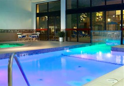фото отеля Courtyard by Marriott Dallas Arlington by the Ballpark