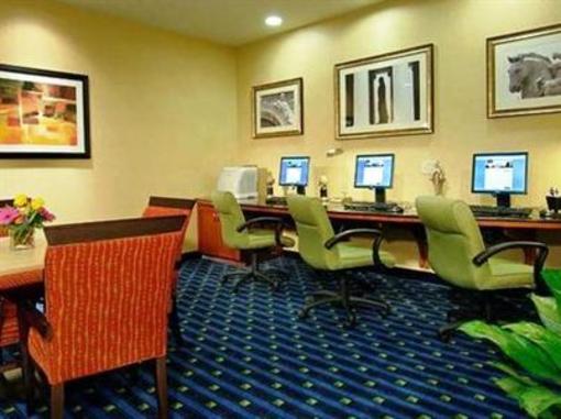 фото отеля SpringHill Suites Dulles Airport