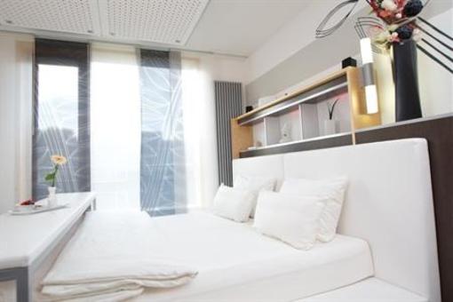 фото отеля BEST WESTERN Hotel Am Schlosspark