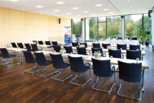 фото отеля BEST WESTERN Hotel Am Schlosspark