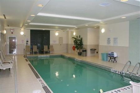 фото отеля Hampton Inn Elliot Lake