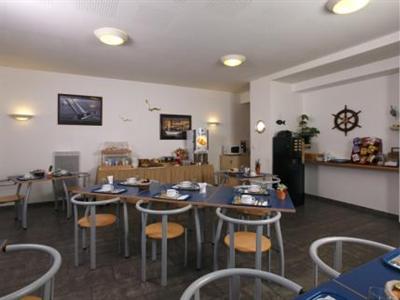 фото отеля Appart City Nantes Chateau