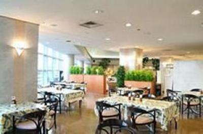 фото отеля Hotel Keihan Kyobashi
