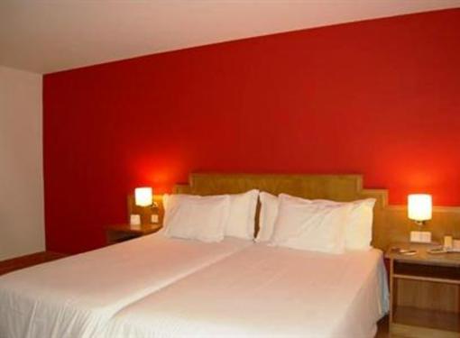 фото отеля Tryp Coimbra