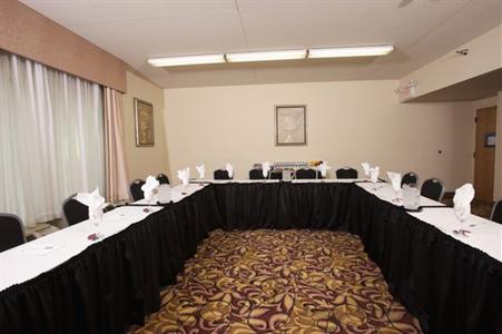 фото отеля Hampton Inn Pittsburgh Airport