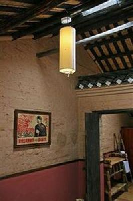 фото отеля Yangshuo Village Inn Guilin