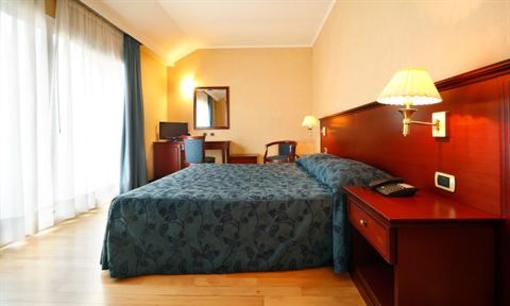 фото отеля Terminal Hotel Milan
