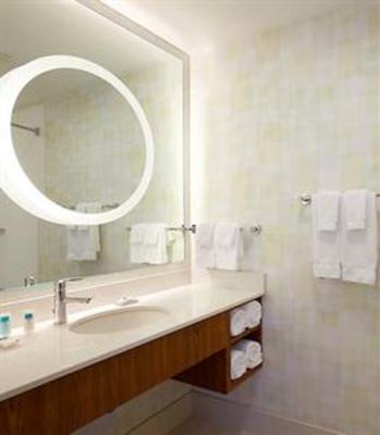 фото отеля SpringHill Suites Houston Intercontinental Airport