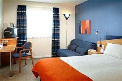 фото отеля Express By Holiday Inn Lichfield