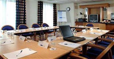 фото отеля Express By Holiday Inn Lichfield