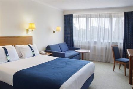 фото отеля Holiday Inn Gatwick Airport