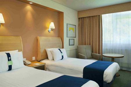 фото отеля Holiday Inn Gatwick Airport