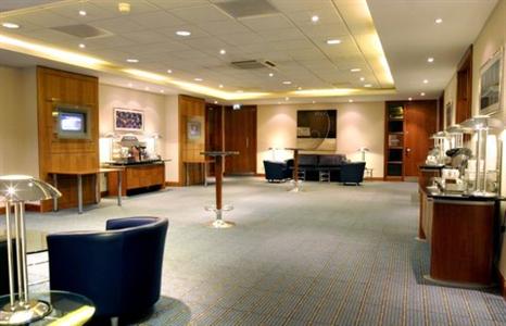 фото отеля Holiday Inn Gatwick Airport
