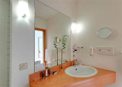 фото отеля Tryp Bochum Wattenscheid