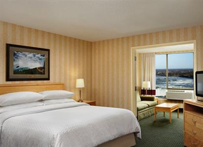фото отеля Four Points by Sheraton Niagara Falls Fallsview