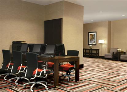 фото отеля Four Points by Sheraton Niagara Falls Fallsview