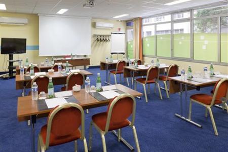 фото отеля Holiday Inn Express Amiens
