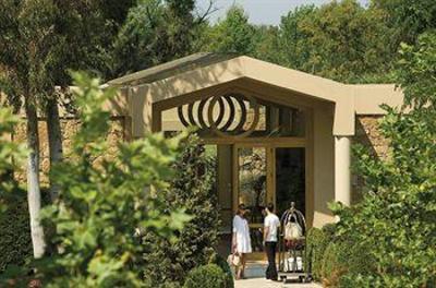 фото отеля Sani Asterias Suites