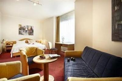 фото отеля Nordic Hotel Danischer Hof Altenholz