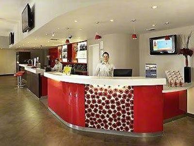 фото отеля Ibis London Stratford