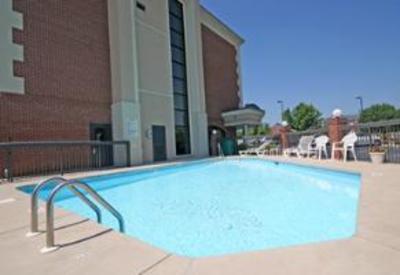 фото отеля BEST WESTERN Greensboro Airport Hotel