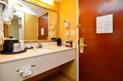 фото отеля BEST WESTERN Greensboro Airport Hotel