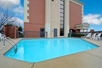 фото отеля BEST WESTERN Greensboro Airport Hotel