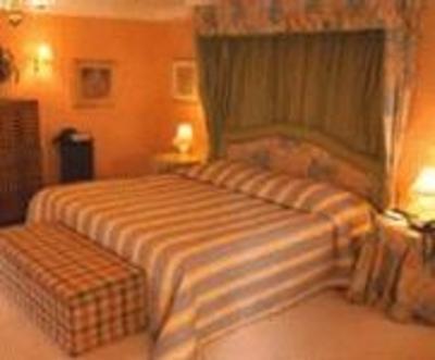 фото отеля Corse Lawn House Hotel