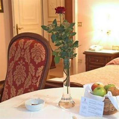 фото отеля Castel Rundegg Hotel