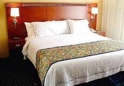 фото отеля Courtyard by Marriott Brunswick