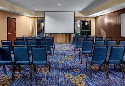 фото отеля Courtyard by Marriott Brunswick