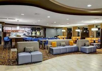 фото отеля Courtyard by Marriott Brunswick