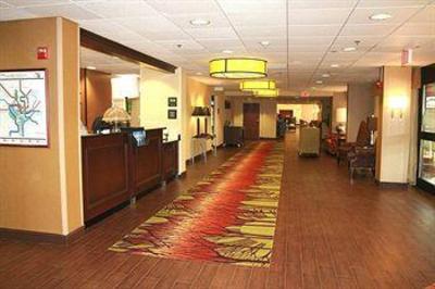 фото отеля Hampton Inn & Suites Alexandria Old Town Area South