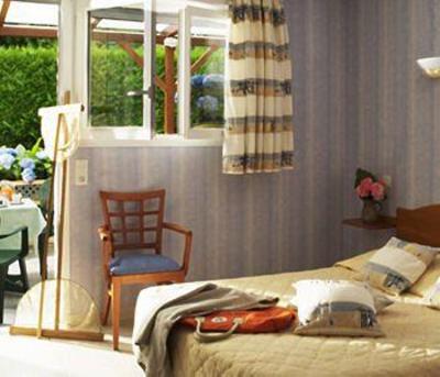 фото отеля Hotel La Rosiere Arromanches-les-Bains