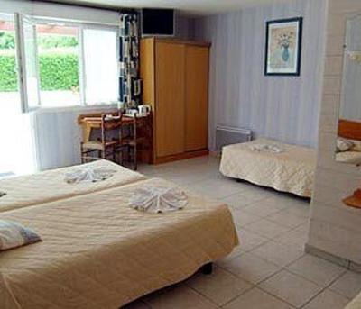 фото отеля Hotel La Rosiere Arromanches-les-Bains