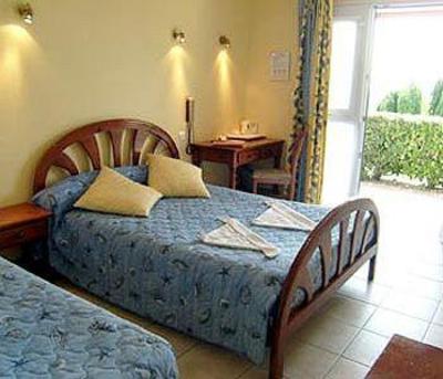 фото отеля Hotel La Rosiere Arromanches-les-Bains
