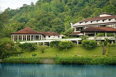 фото отеля Chaaya Citadel Kandy