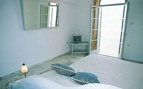 фото отеля Kokkinos Villas