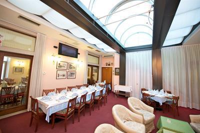 фото отеля Hotel Benaco Nago-Torbole